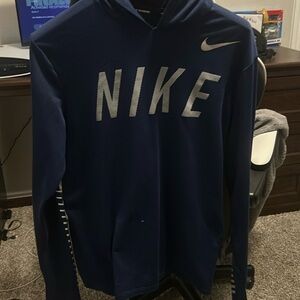 nike long sleeves
